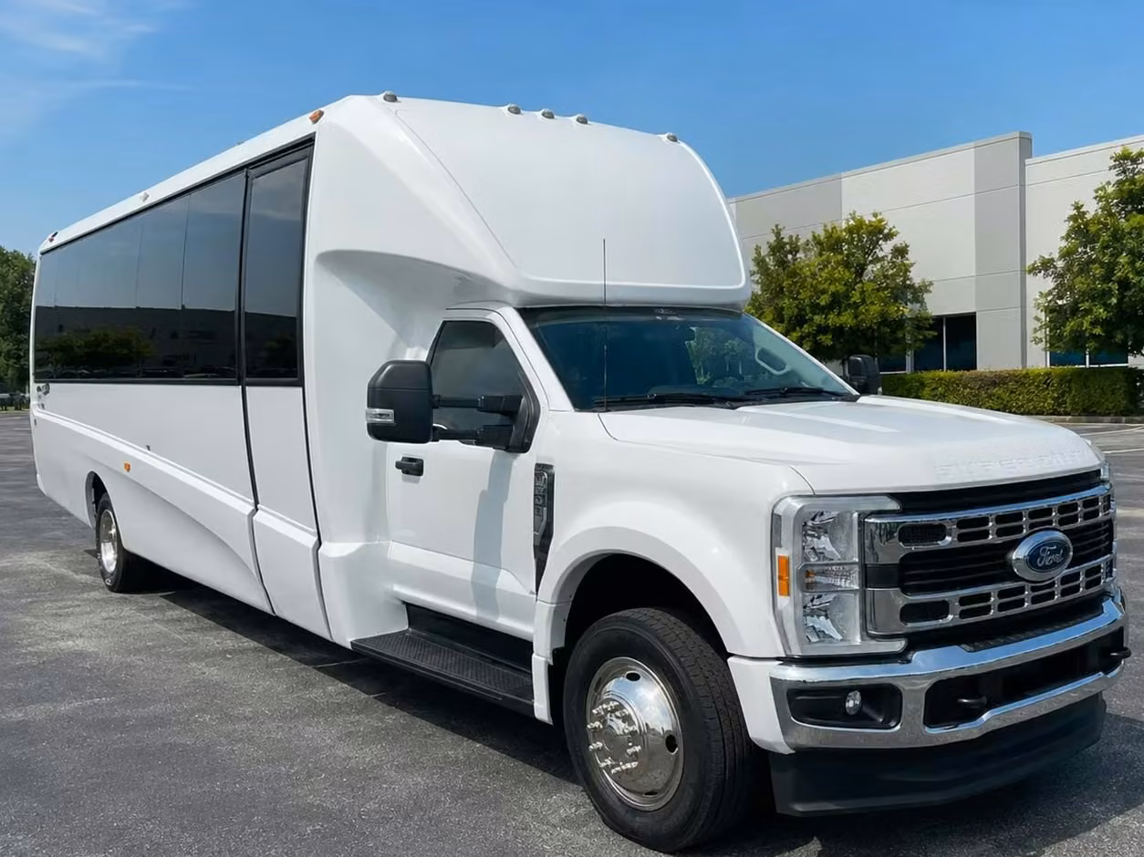 jefferson city 25 passenger minibus rental
