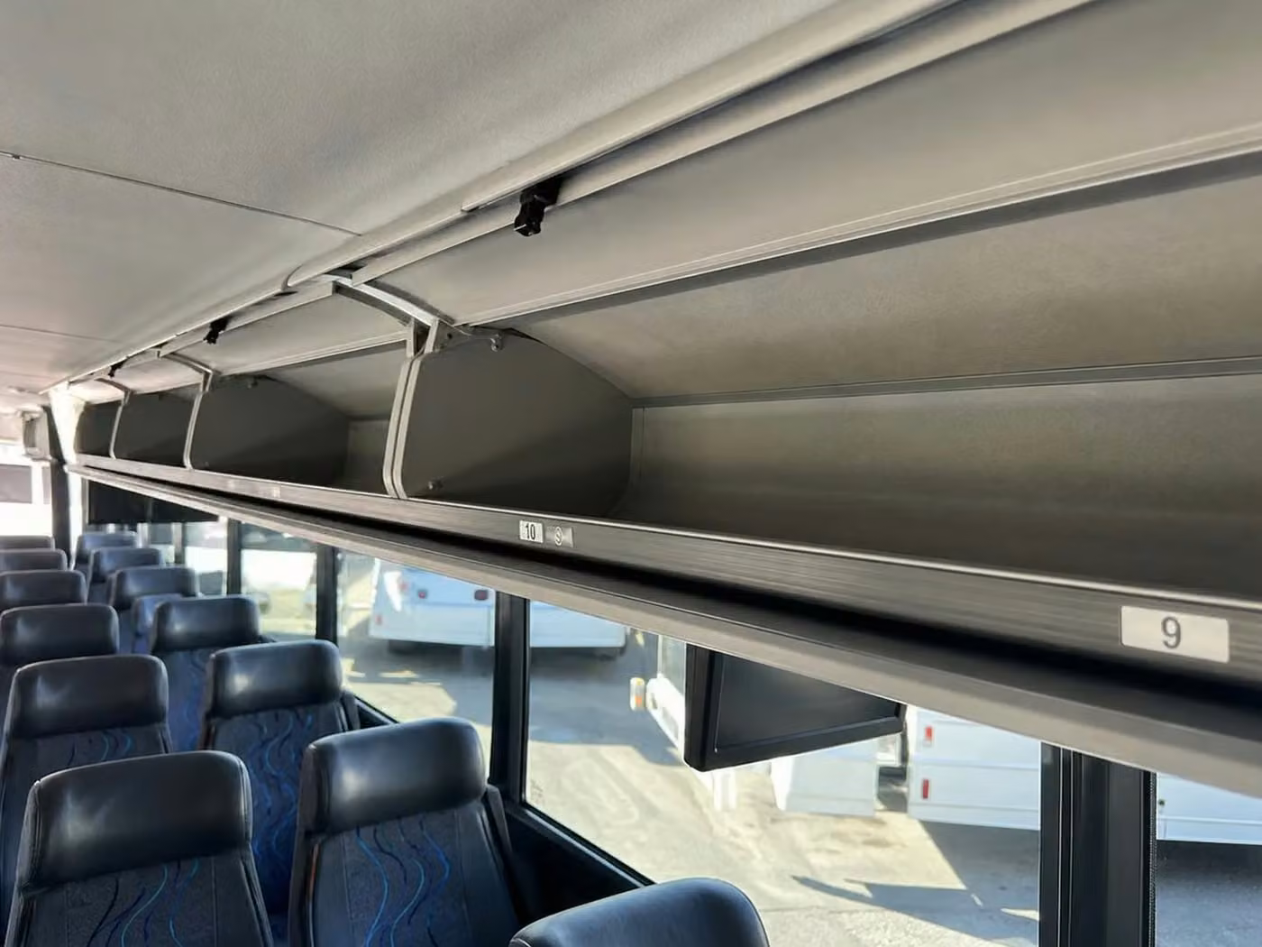 jefferson city 28 passenger minibus overhead storage