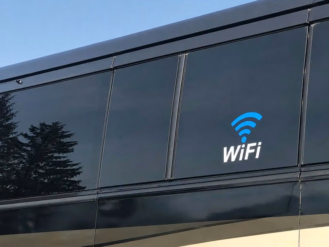 jefferson city 30 passenger minibus wifi