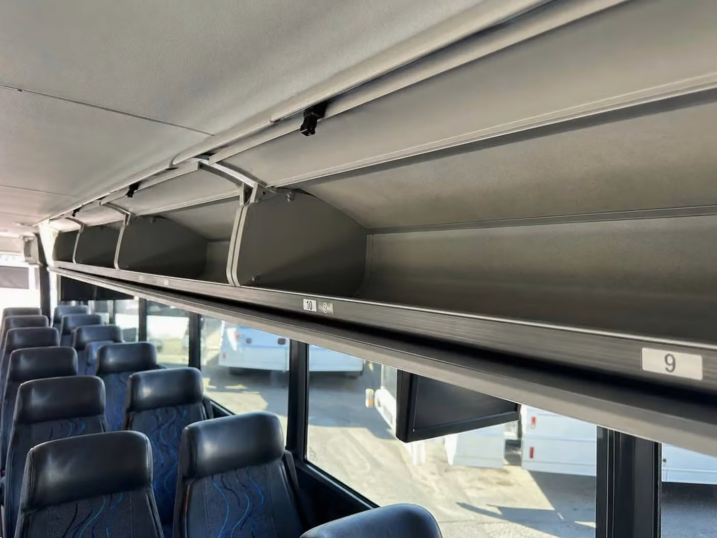 jefferson city 35 passenger minibus overhead storage