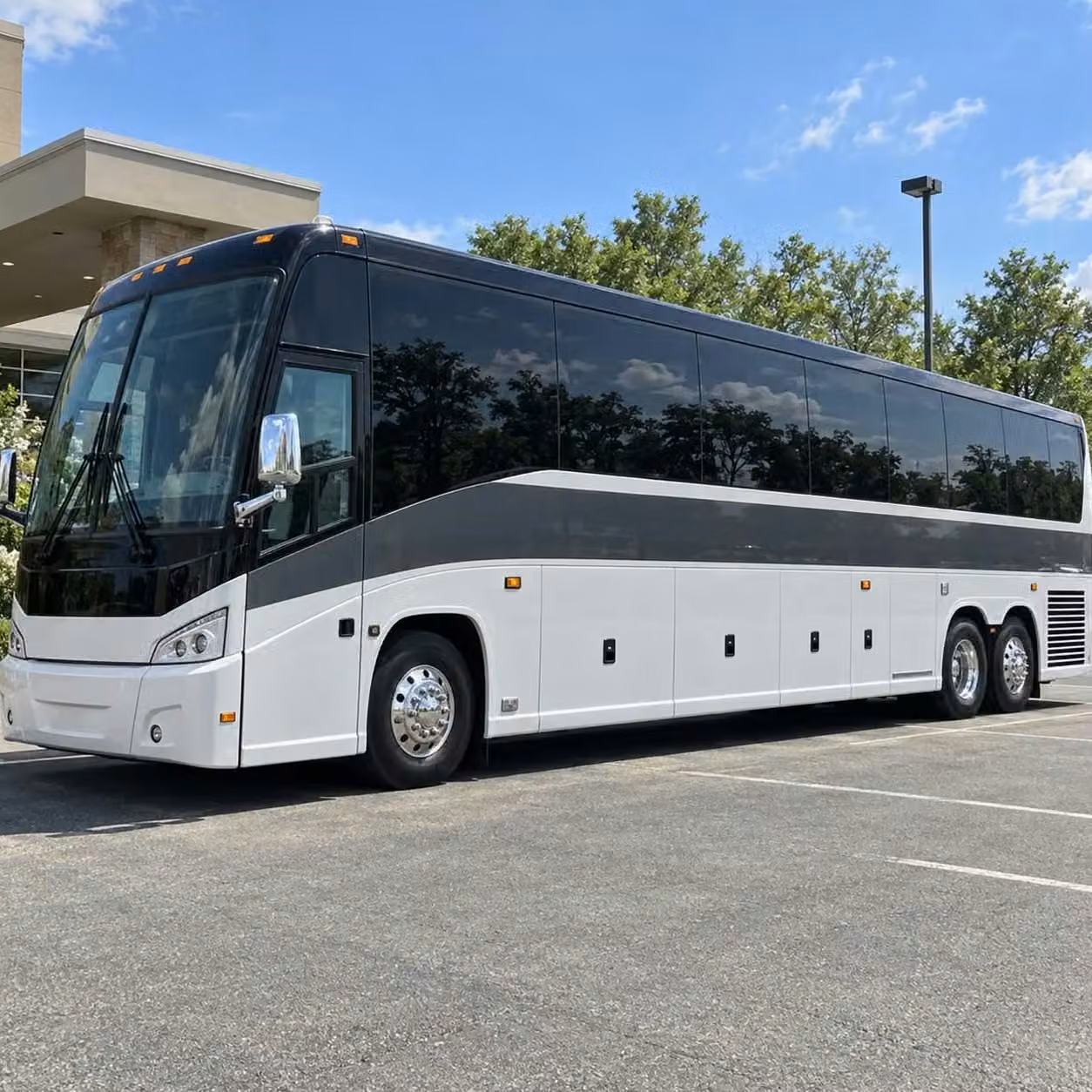 jefferson city minibus rentals for fan groups and alumni travel